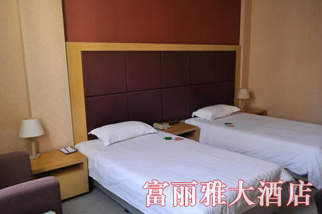 ƽ���и����Ŵ�Ƶ�